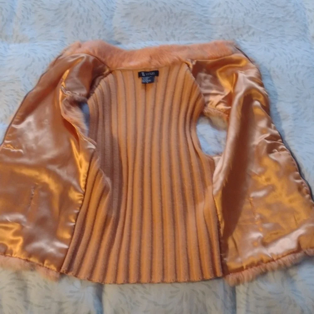 Rabbit Fur Vest in Orange XS - Picture 3 of 5